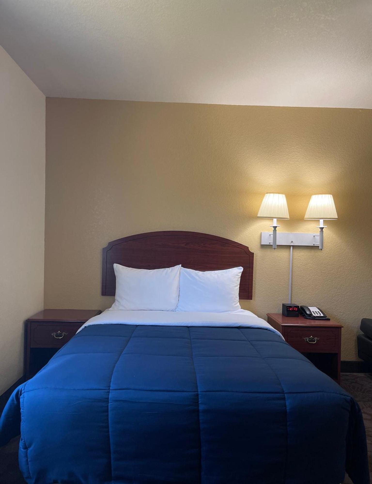 Candlelight Inn & Suites Hwy 69 Near Mcalester Dış mekan fotoğraf